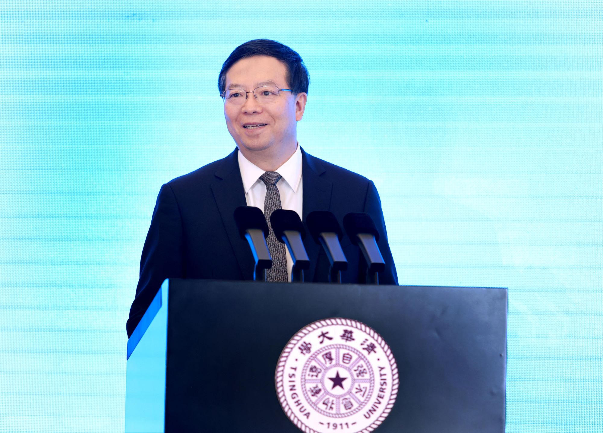 qiu.jpg