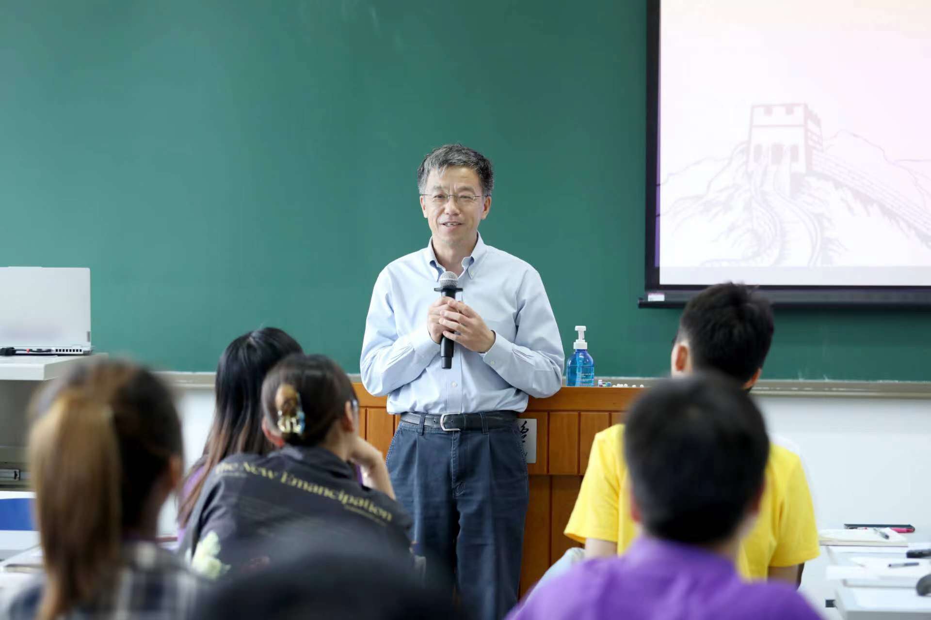 20230514-太阳集团tyc5997开展“百年接力,强国有我——奋进新征程”集中主题党团日-石家东-史宗恺参加清华、北大、南开三校联合主题党团日.jpg