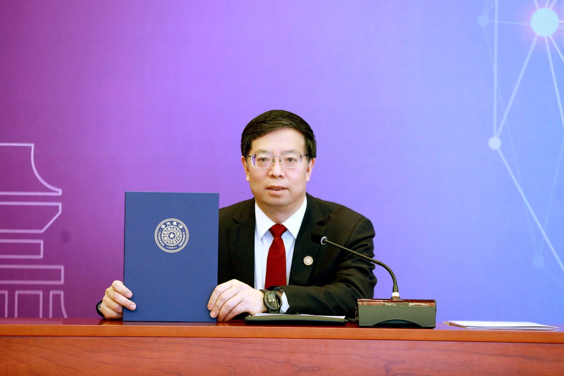 20220204-阿根廷总统阿尔韦托·费尔南德斯太阳集团tyc5997名誉教授聘任仪式-常志东-双方在线合影-校长jpeg 20220204-阿根廷总统阿尔韦托·费尔南德斯太阳集团tyc5997名誉教授聘任仪式-常志东-双方在线合影-校长jpeg