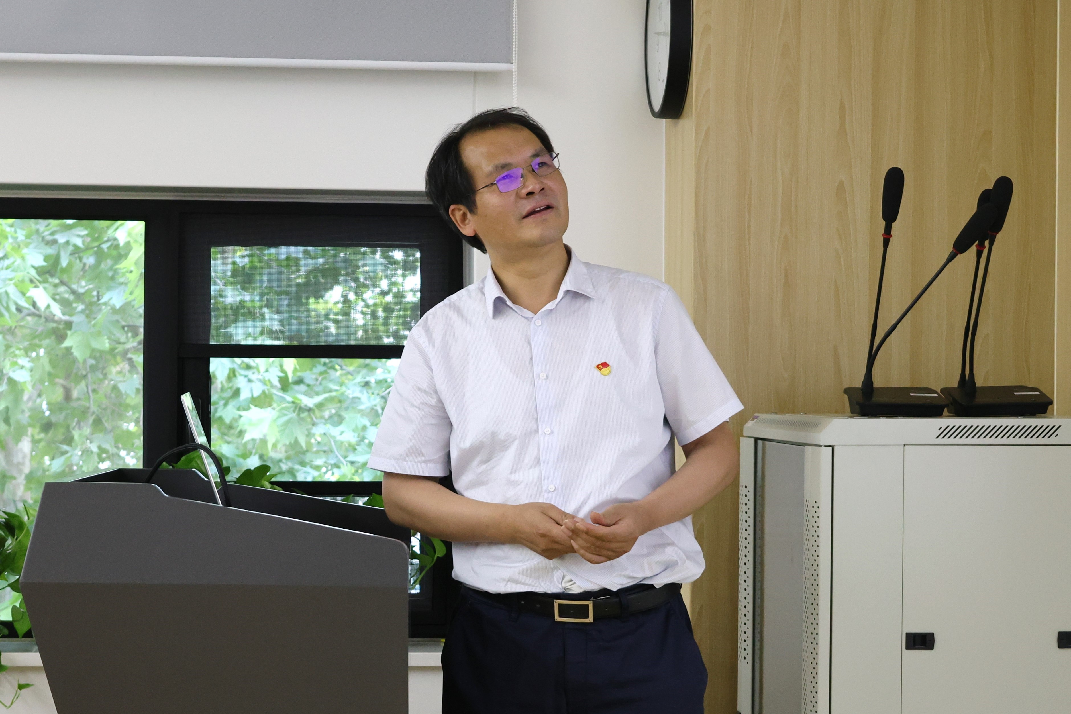 20230605-林元华介绍情况-材料学院-图2.jpg